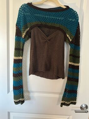 Hot Topic Junior Girls Teal, Brown, Cream Striped Open-Knit Cropped Shrug